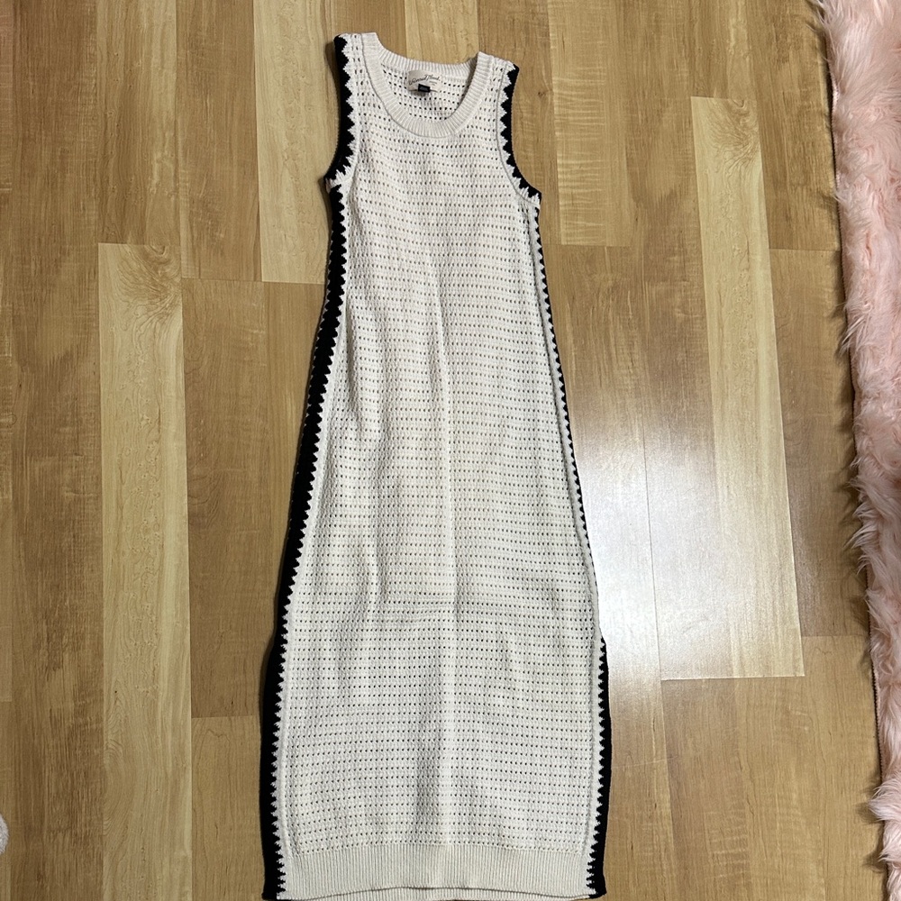 Universal Thread Cream Midi Dress with Black Accents